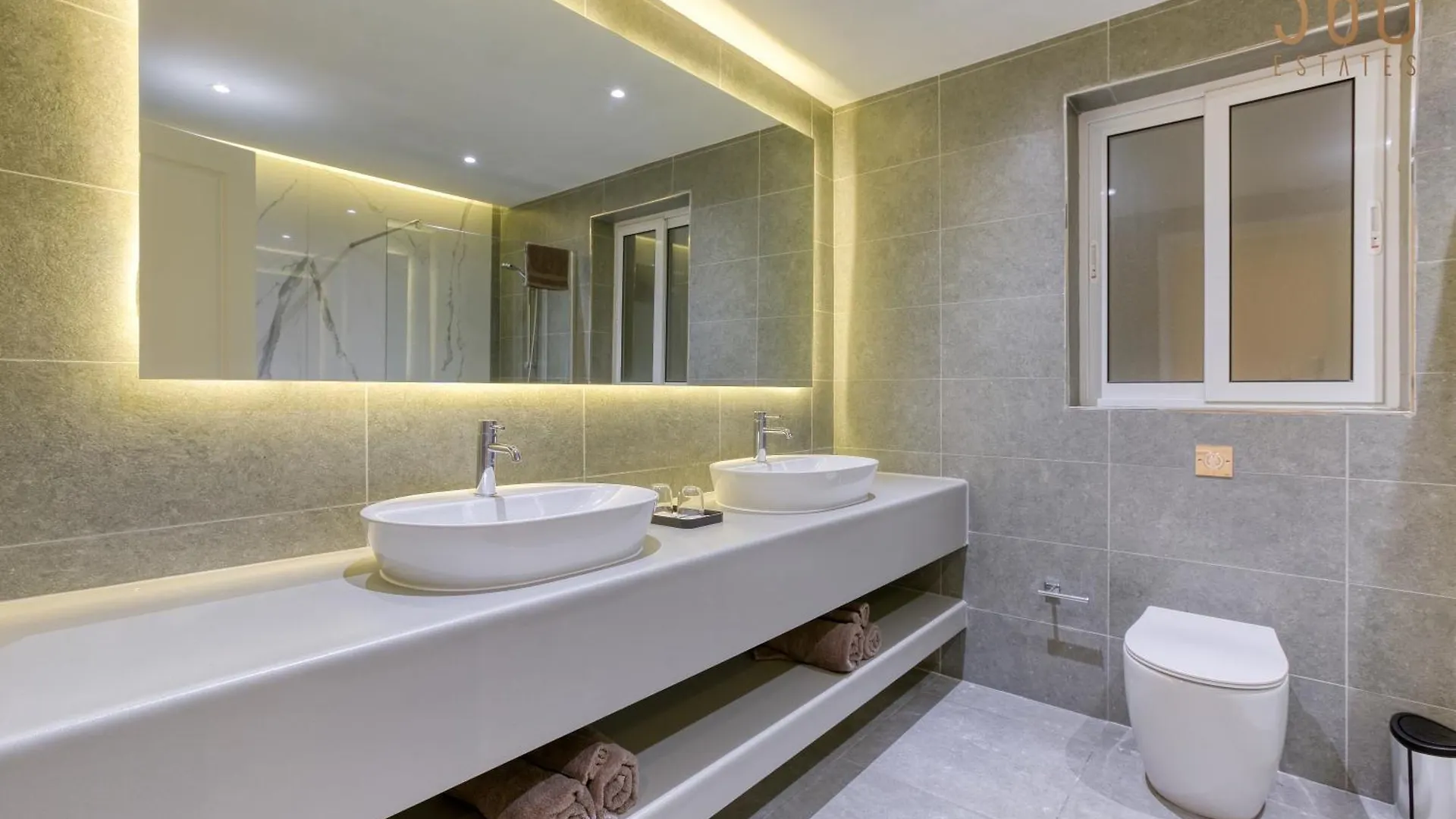 Apartment Tastefully Designed 3Br Home In Gzira With Wifi By 360 Estates Malta