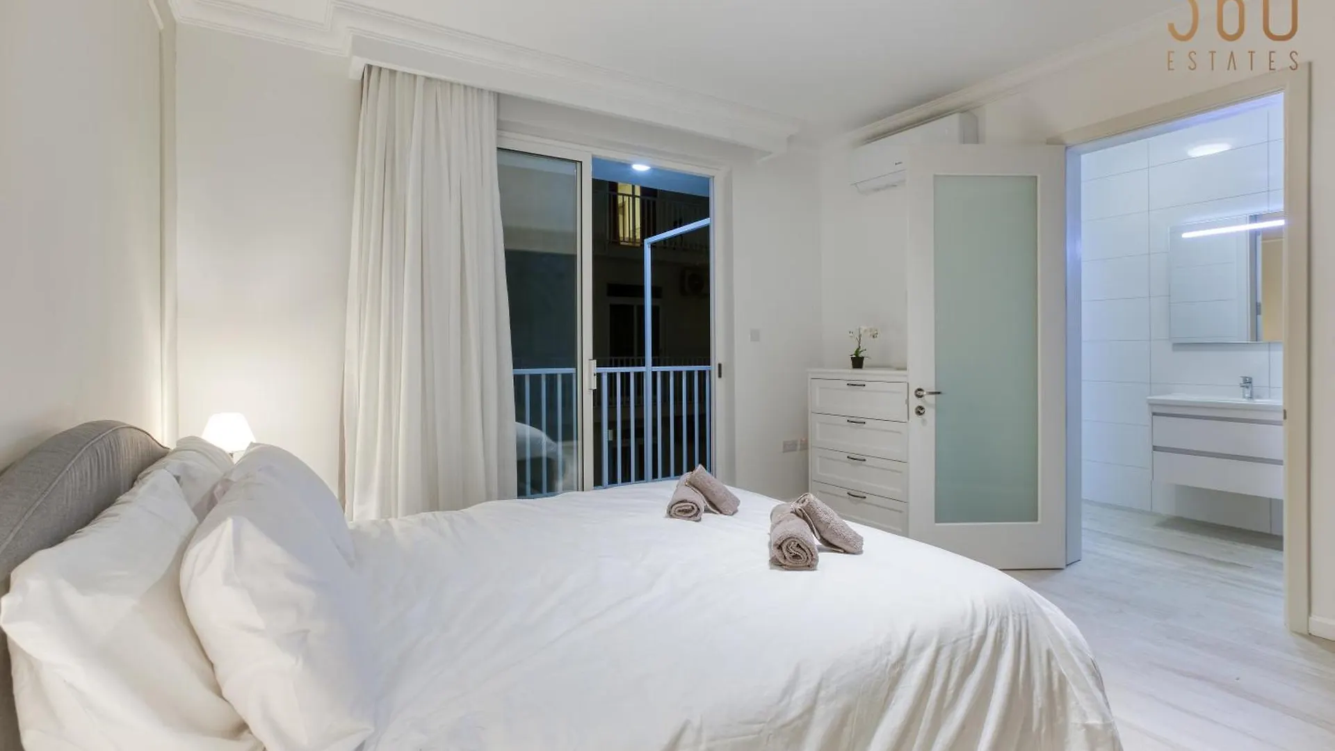 Tastefully Designed 3Br Home In Gzira With Wifi By 360 Estates Apartment