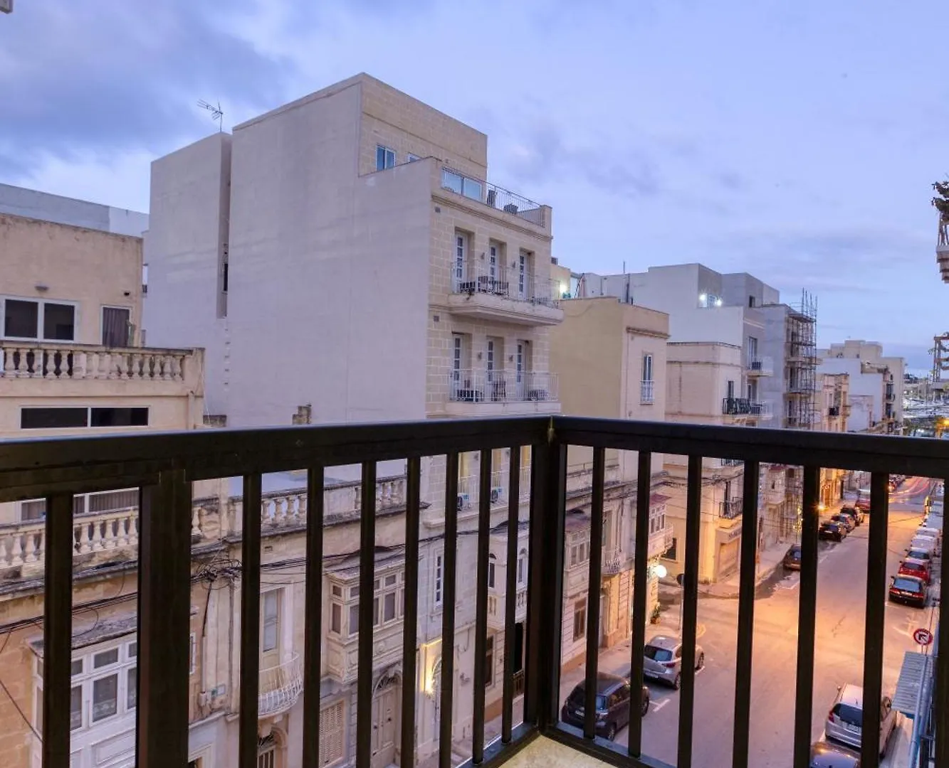Tastefully Designed 3Br Home In Gzira With Wifi By 360 Estates 0*,